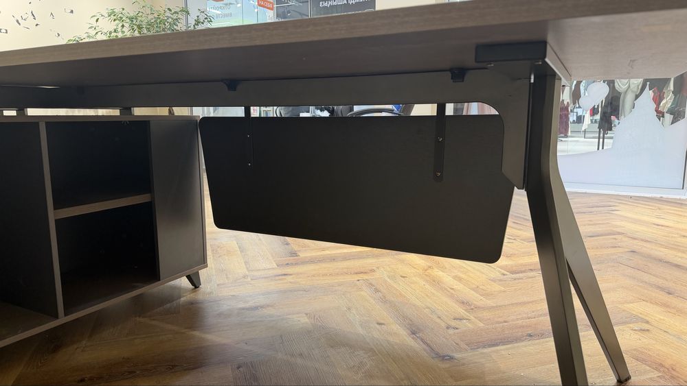 Стол офисный рабочий