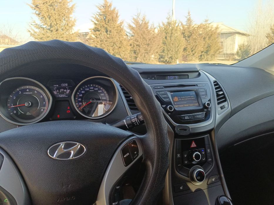 Срочно мошина сотилади