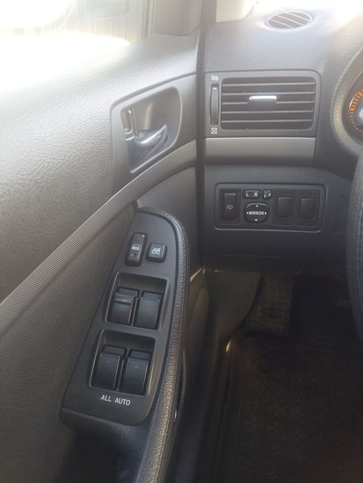 Toyota Avensis  D-4D 2,0 126 HP