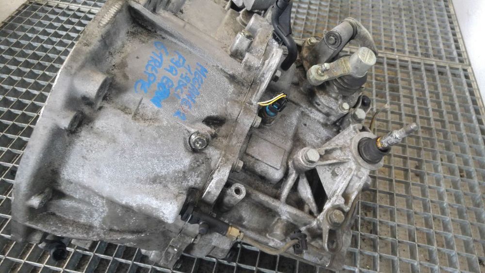 cutie viteze manuala renault megane 2 1.9 dci f9q 6 trepte 8200156391