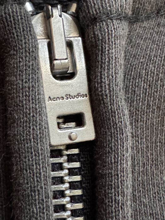 Acne Studios кофта на замке