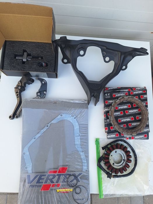 Piese gsxr 600k6
