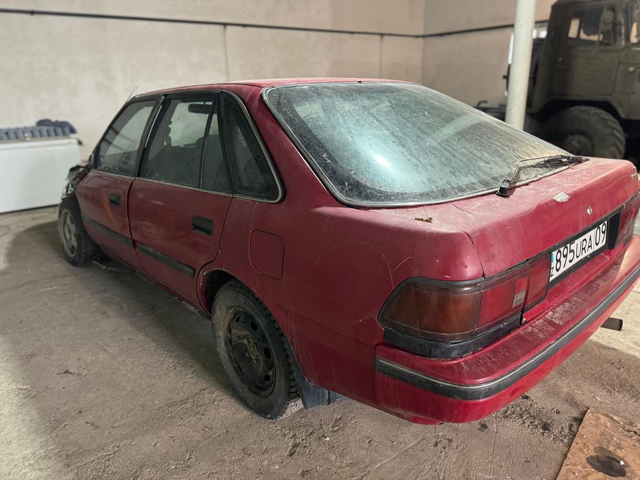 Продам toyota carina2