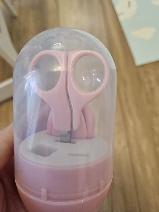 Детский набор для стрижки ногтей: ножницы и кусачки