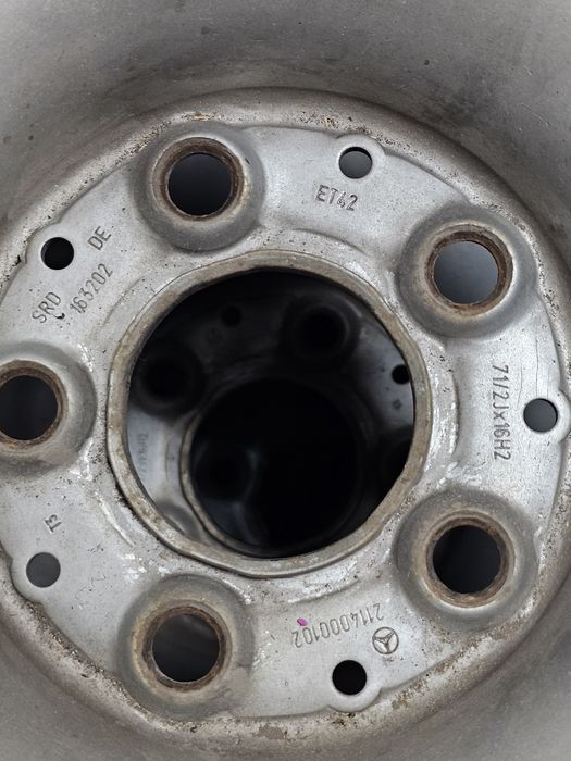 Диски на Mercedes 211