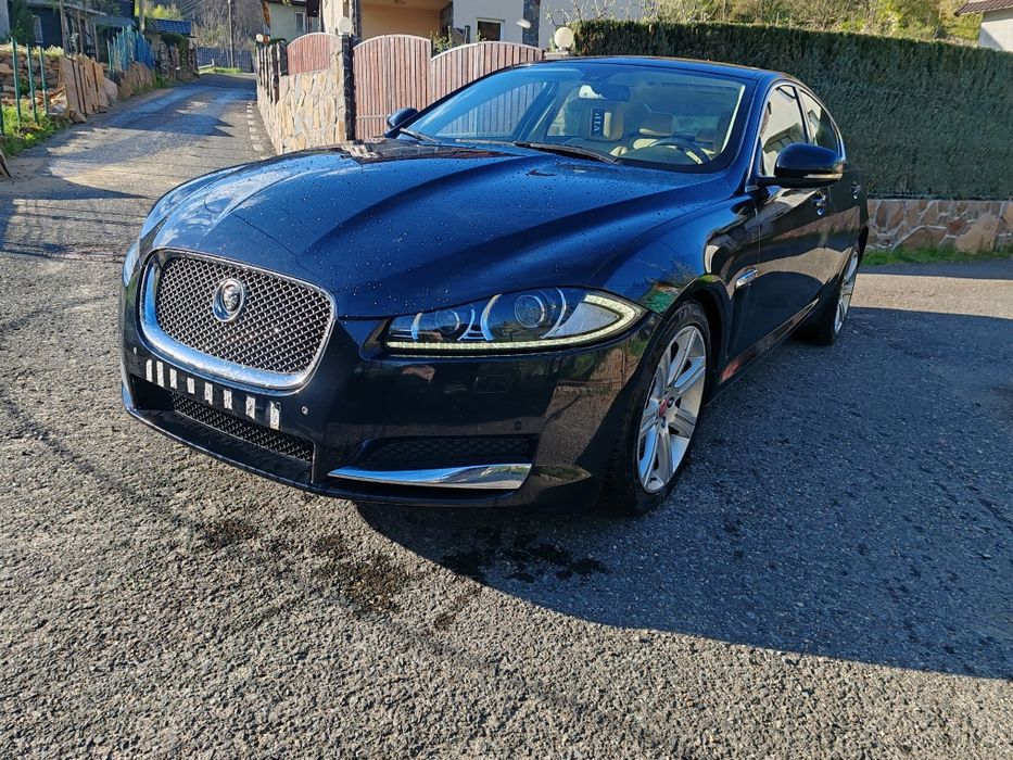 Jaguar XF Luxury 2014 2.2 200cp