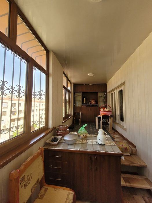 Квартира сотилади