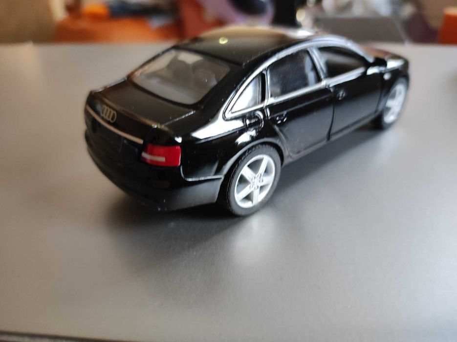 Ауди А6 метална количка