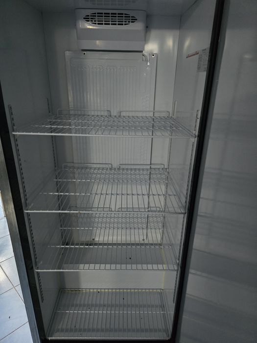 Frigider profesional GGM Gastro 376 L