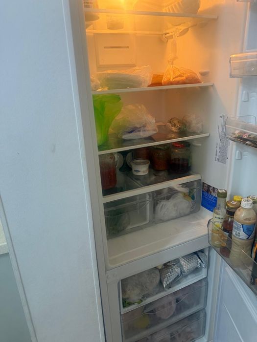 Продам холодильник