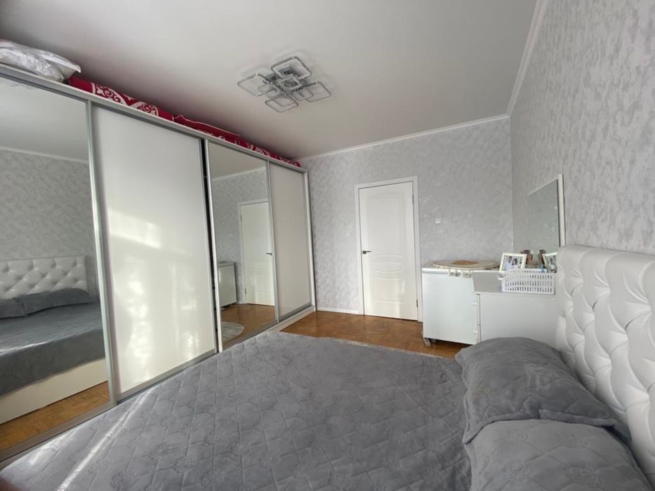 Продаётся 2х комнатная квартира