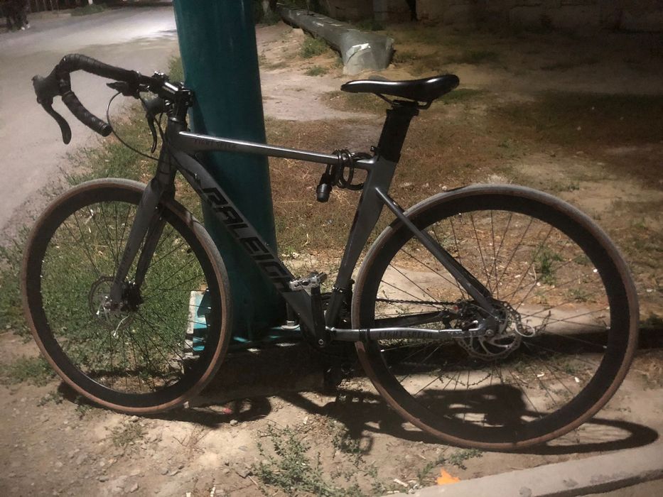 Срочно продам шосс Raleigh шоссейный велосипед