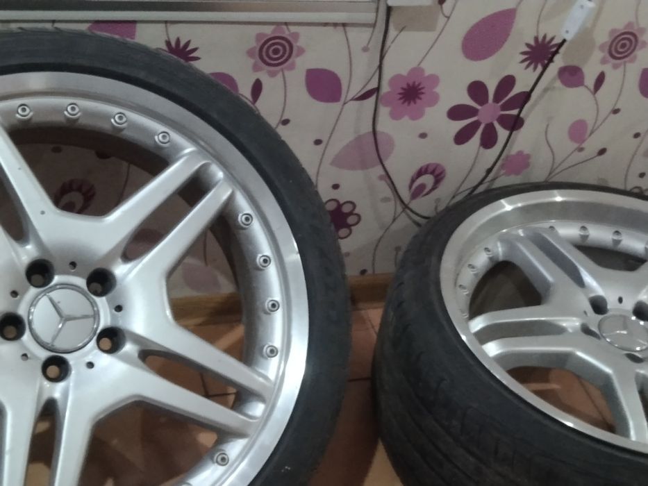 Диски с резиной от Мерседес AMG