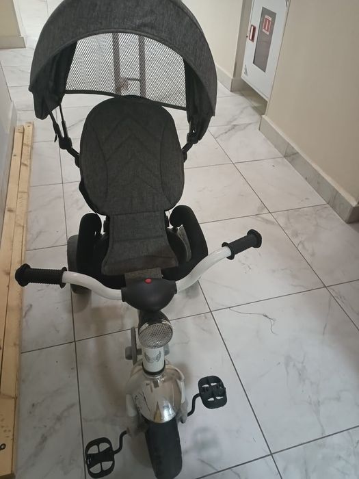 Детский трехколёсный велосипед