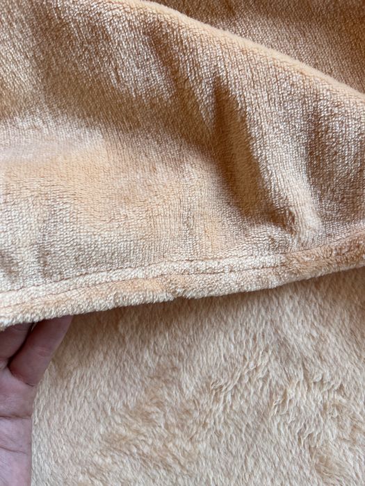 Меки одеялца в прасковен цвят