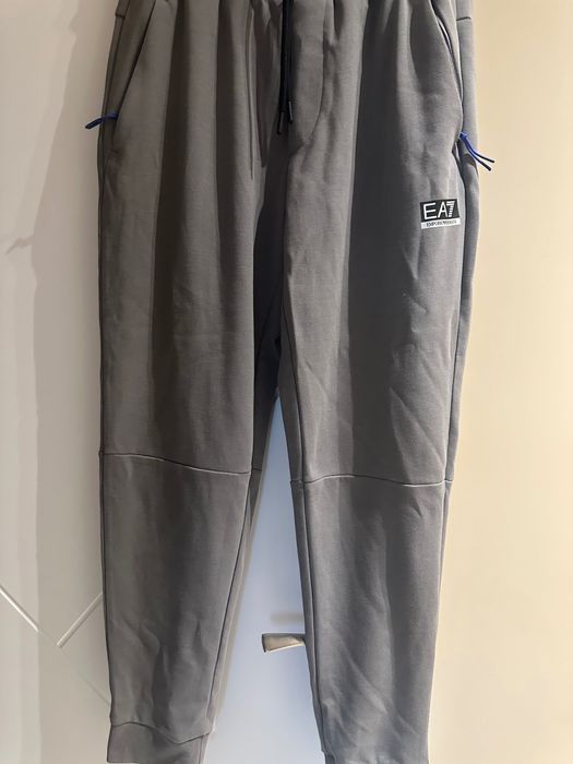 Спортен екип EA7 Emporio Armani, S