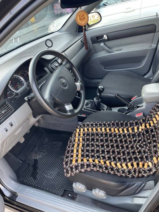 Lacetti 1.8 mexanika 2012