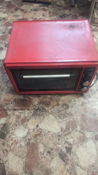 Продам духовку в хорошем состоянии