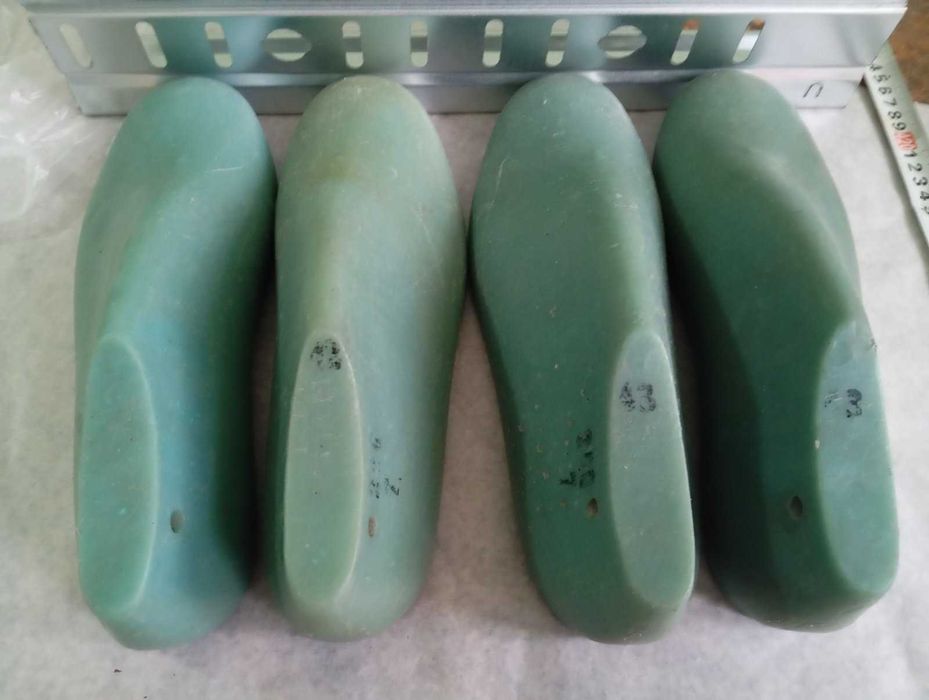 Пластмасови калъпи за детски, дамски и мъжки обувки