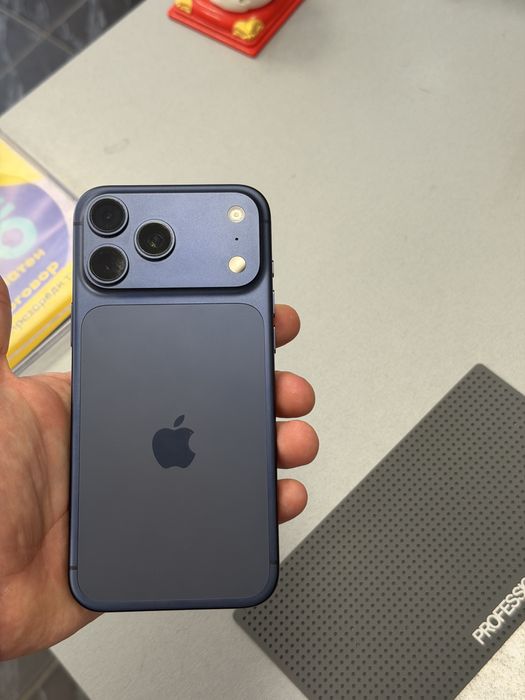 iPhone 17 Pro Max 256GB Deep Blue