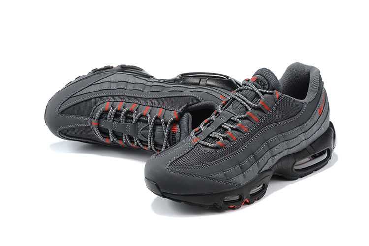 Оригинални мъжки маратонки Nike Air Max 95 налични 42 номер