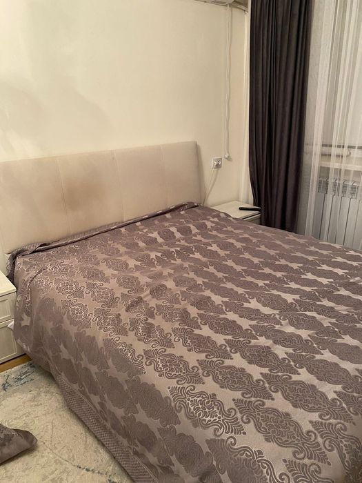 Продается спальная гарнитура