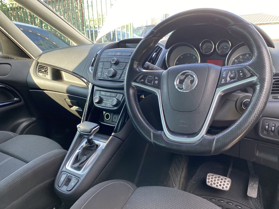 Capotă motor Opel Zafira C 2014