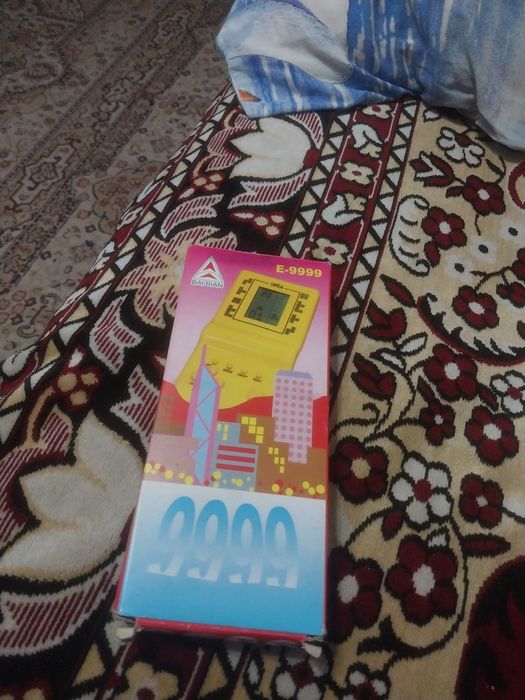 Продам тетрис игровой