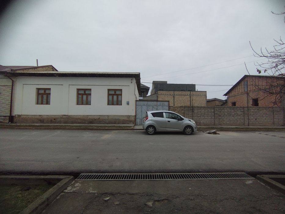 8 сотых ер сотилади