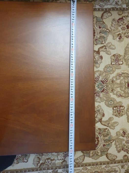 Стол для гостиной