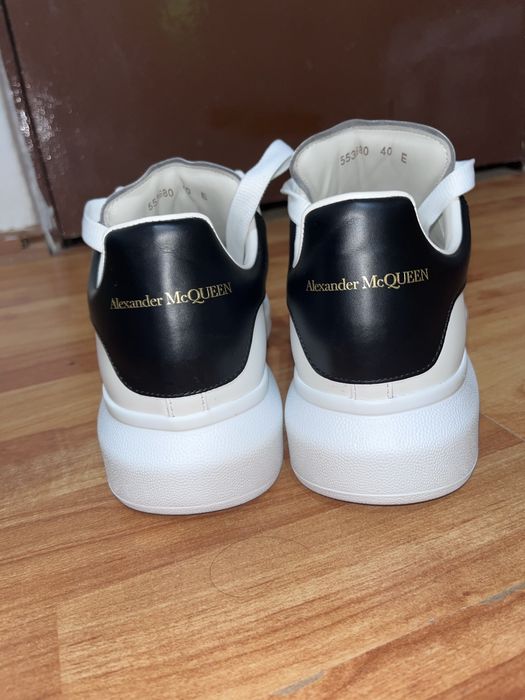 vand alexander mcqueen originali