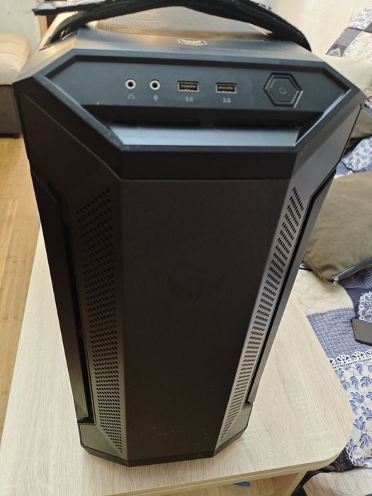 Продам компьютер новый.