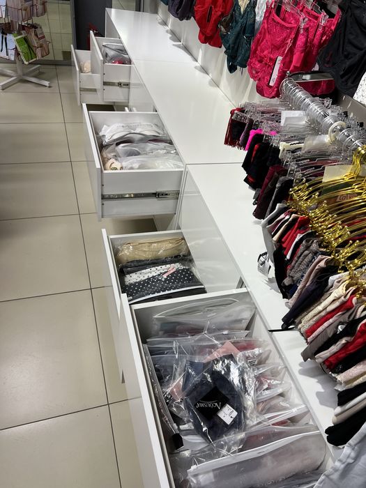 Продам оборудованный бутик