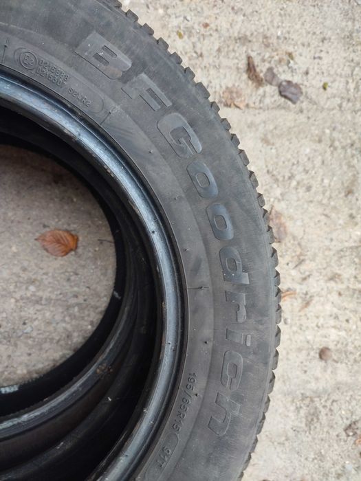 2 бр. 195/65/15 зимни гуми BFGoodrich