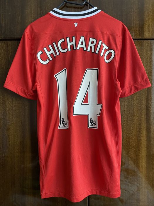 Оригинален домакински екип на Манчестър Юнайтед 2011 - 2012 Чичарито S