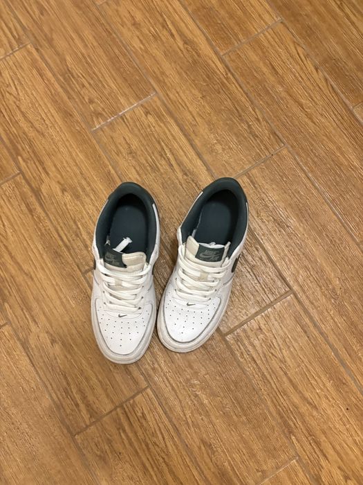 Adidasi nike air force 1