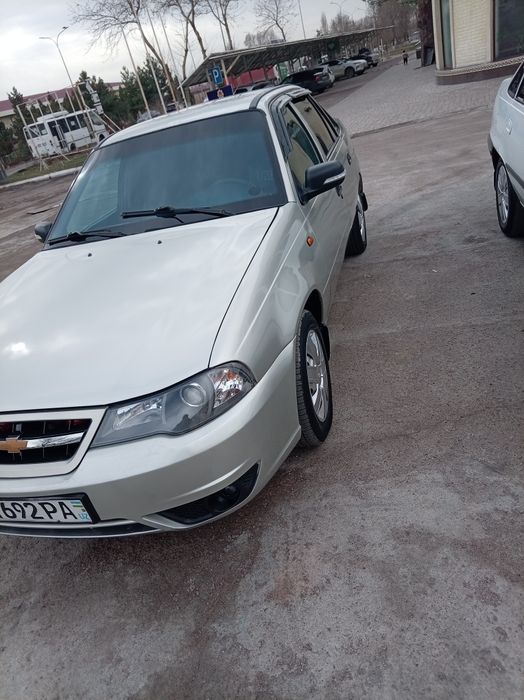 Срочна Нексия 2 сотилади 2009