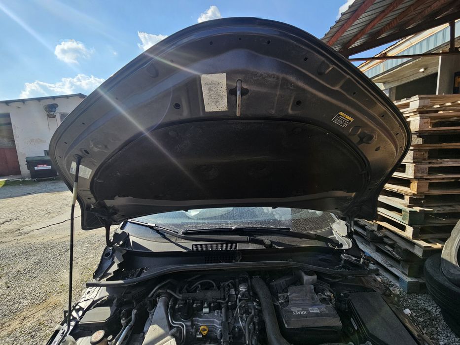 Преден капак за Toyota C-hr 2019г