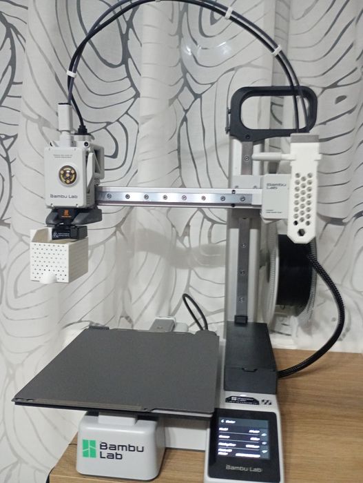 Vand imprimanta 3d bambu lab a1 mini