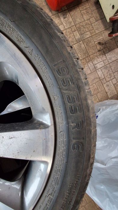 195 55 16 Michelin energy saver dot0117