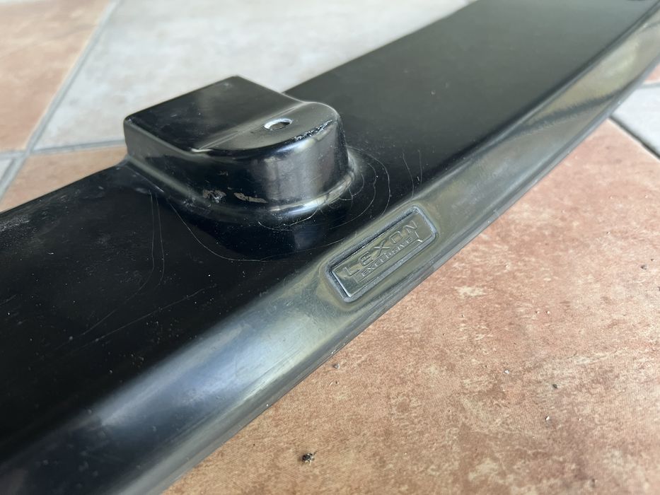 Губа LEXON gs350 обвес