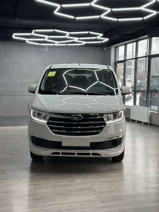 Jac M3 енди расрочка 50%билан