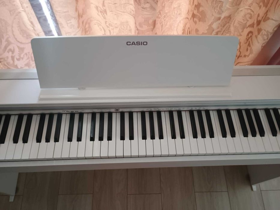 Pian digital Casio PX 870