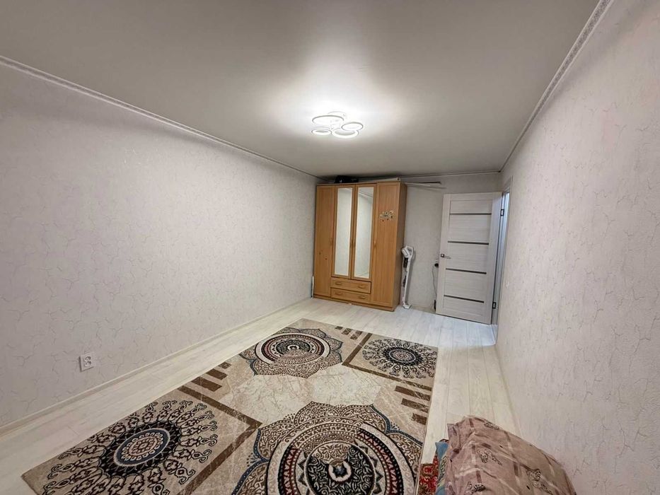 продам 1 ком квартиру в 9 мкр.