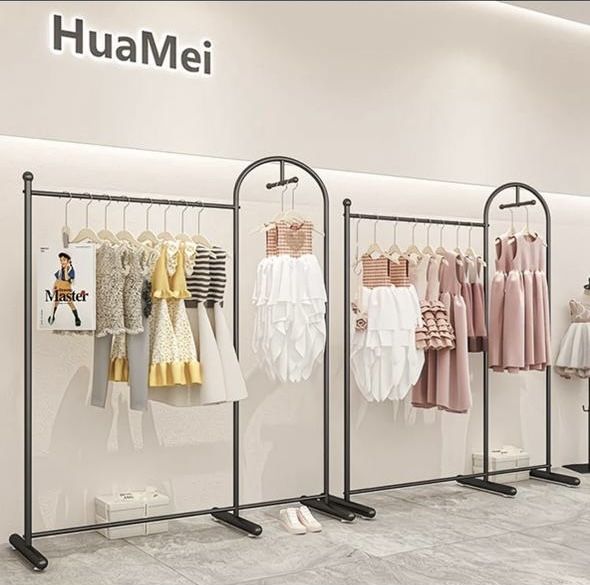 Стойка для одежды