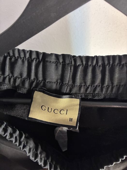 Compleu GUCCI.