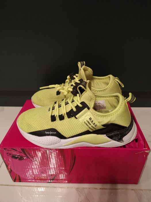 Кроссовки и кеды для девочек от 33 до 36 размера