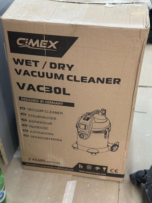 Професионална прахосмукачка за сухо и мокро почистване CIMEX