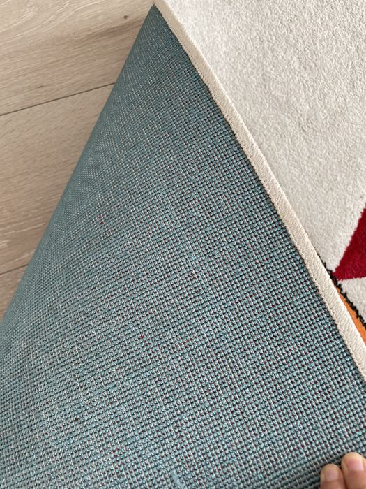 Продам ковер для детской