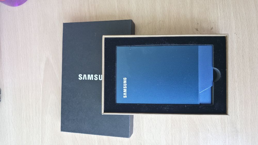 Портмоне /картодържач Samsung